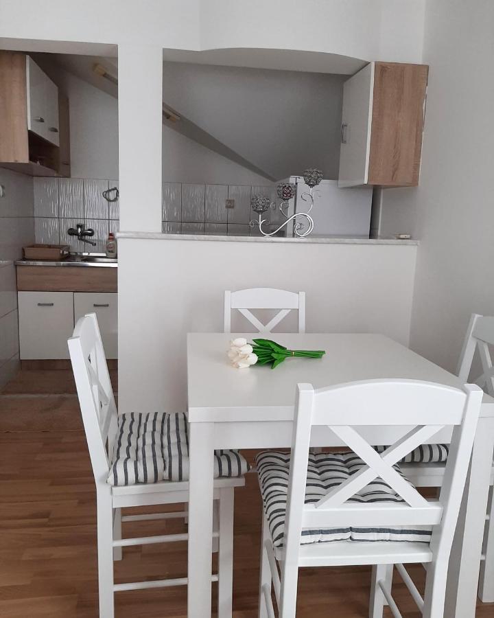 Apartman Giovanni Arandjelovac Exterior photo